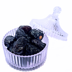 Ajwa dates are known for their rich, sweet taste and smooth texture, making them the perfect treat for any time of day. 