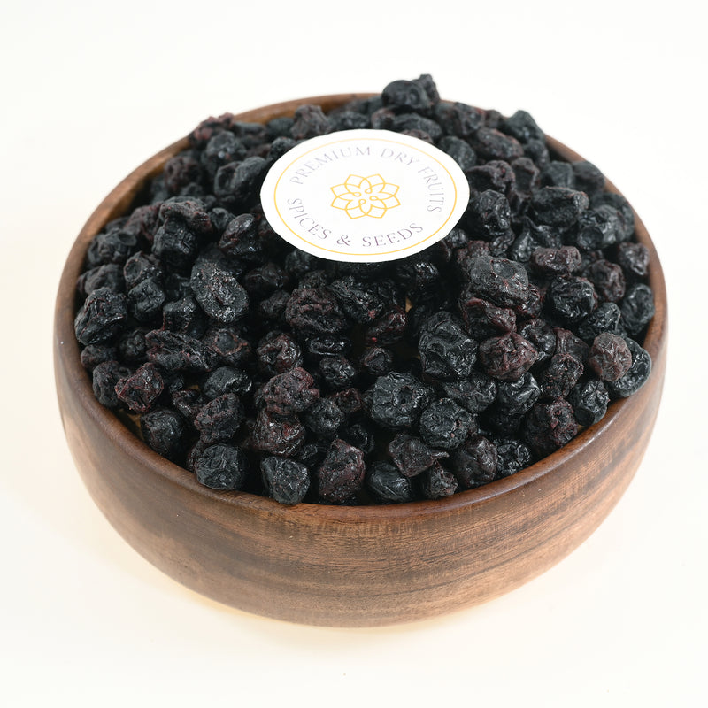 Dried blueberries or blueberry fruit are tasty and delicious fruit. buy dry blueberries online @ www.houseofrasda.com