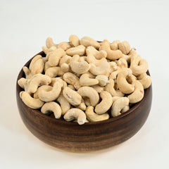 Cashew Nuts Roasted & Salted are a rich source of fiber and protein and can also supply essential minerals like copper and zinc, which are important for immune health.