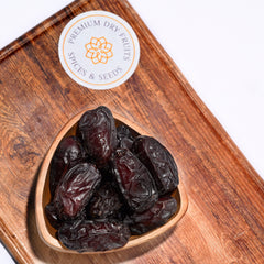 Safawi Dates are a special variety of dates mainly grown in Saudi Arabia in the Al-Madina region.