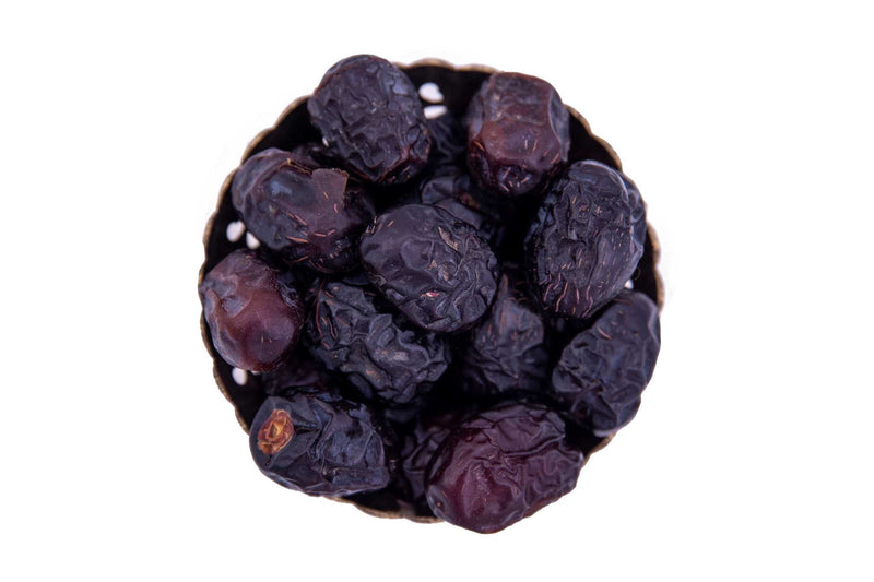 Rasda's organic Ajwa dates are mildly sweet with a delicious raisin-like texture that melts in your mouth