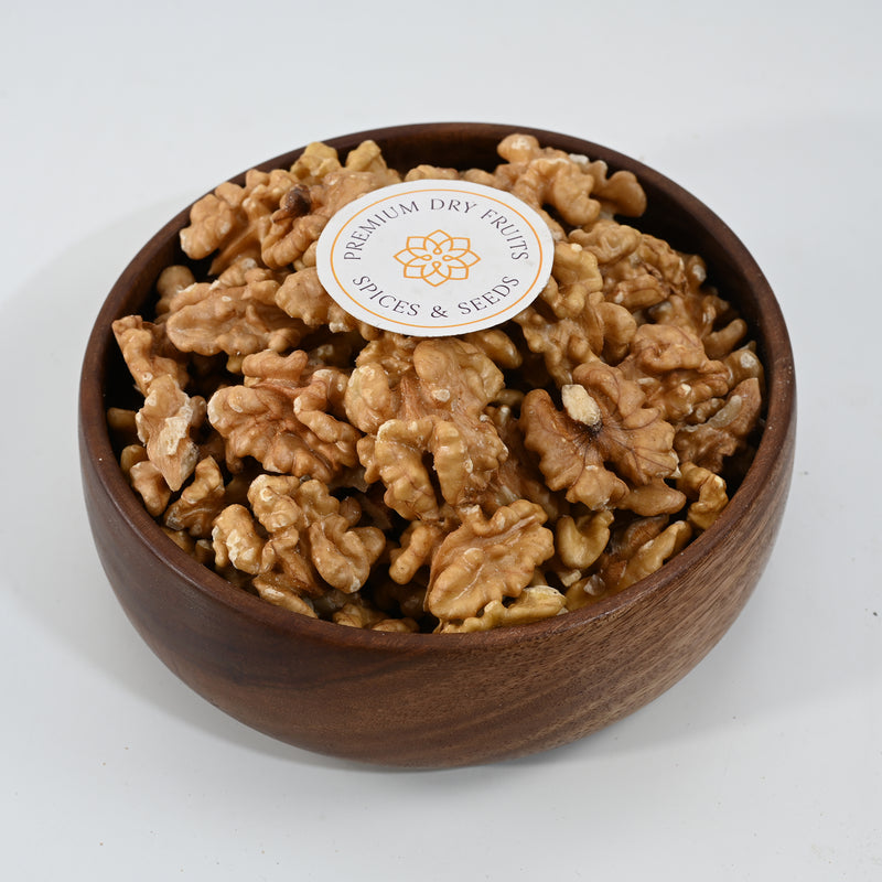 Discover Walnut Chile Halves Walnuts selling in Premium Kernels, Halves, Quarters And pieces.