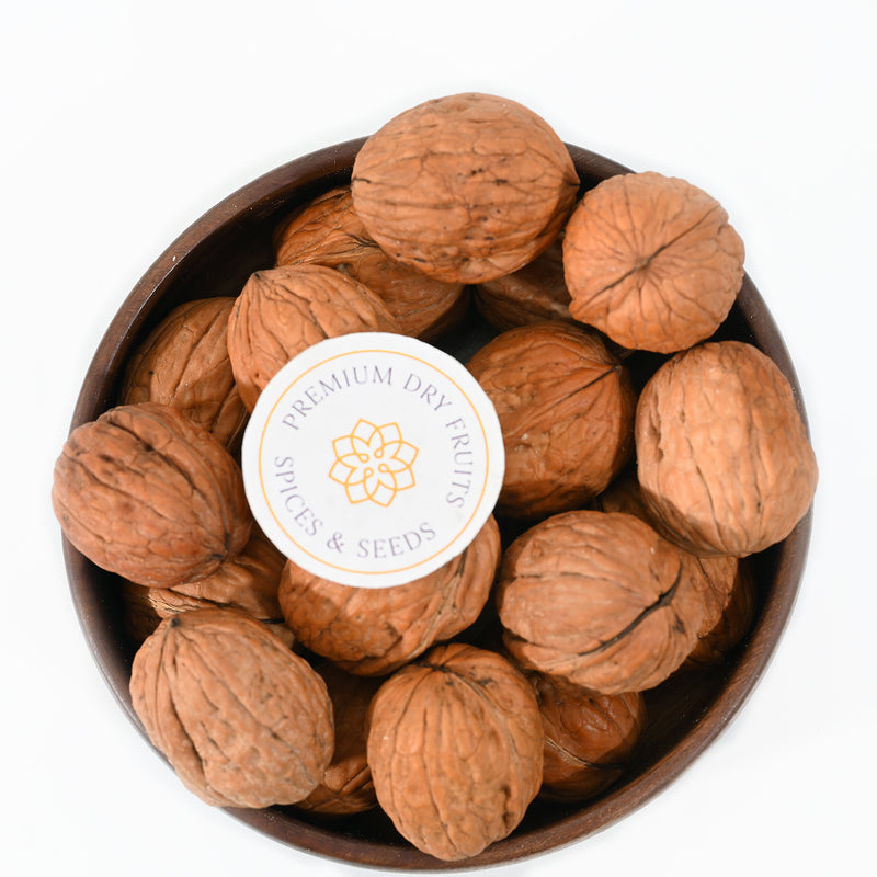 Inshell Chile Walnuts are a valuable source of omega-3 fatty acids, vitamin E, vitamin B6